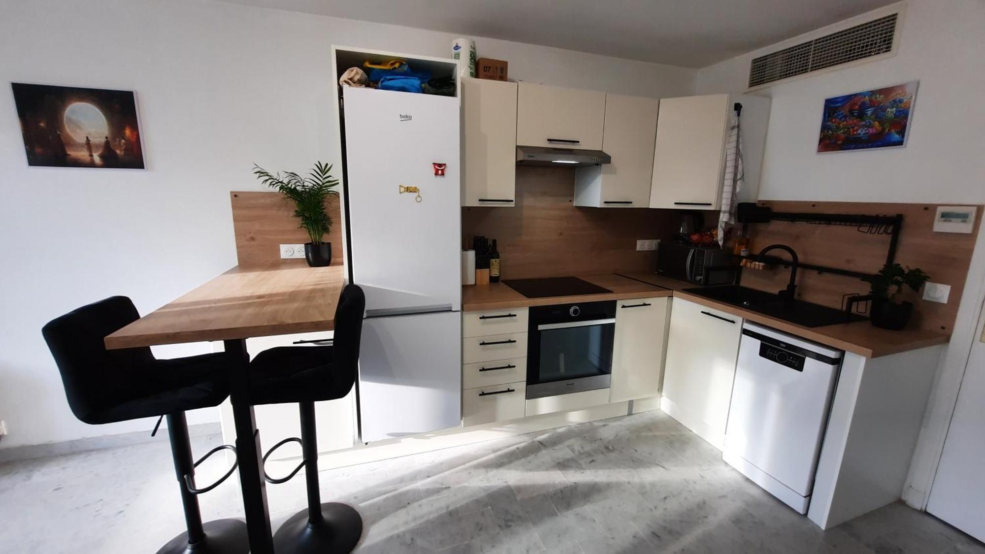 Sunny Mercury - Room In Apartment Cannes Exterior photo